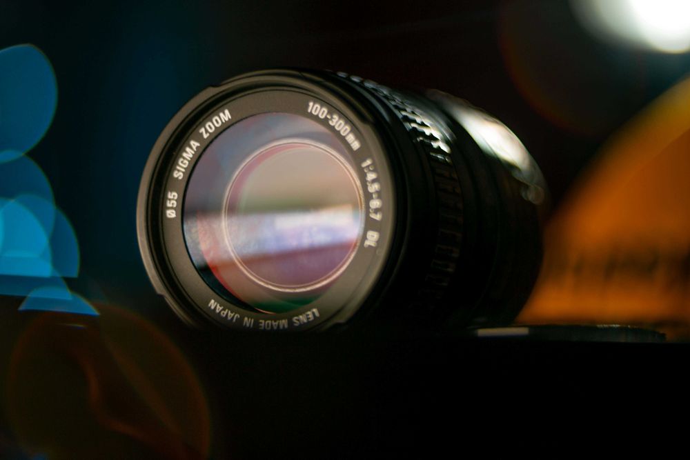 SIGMA 100-300mm F4.5-6.7 (Minolta A / Sony A)