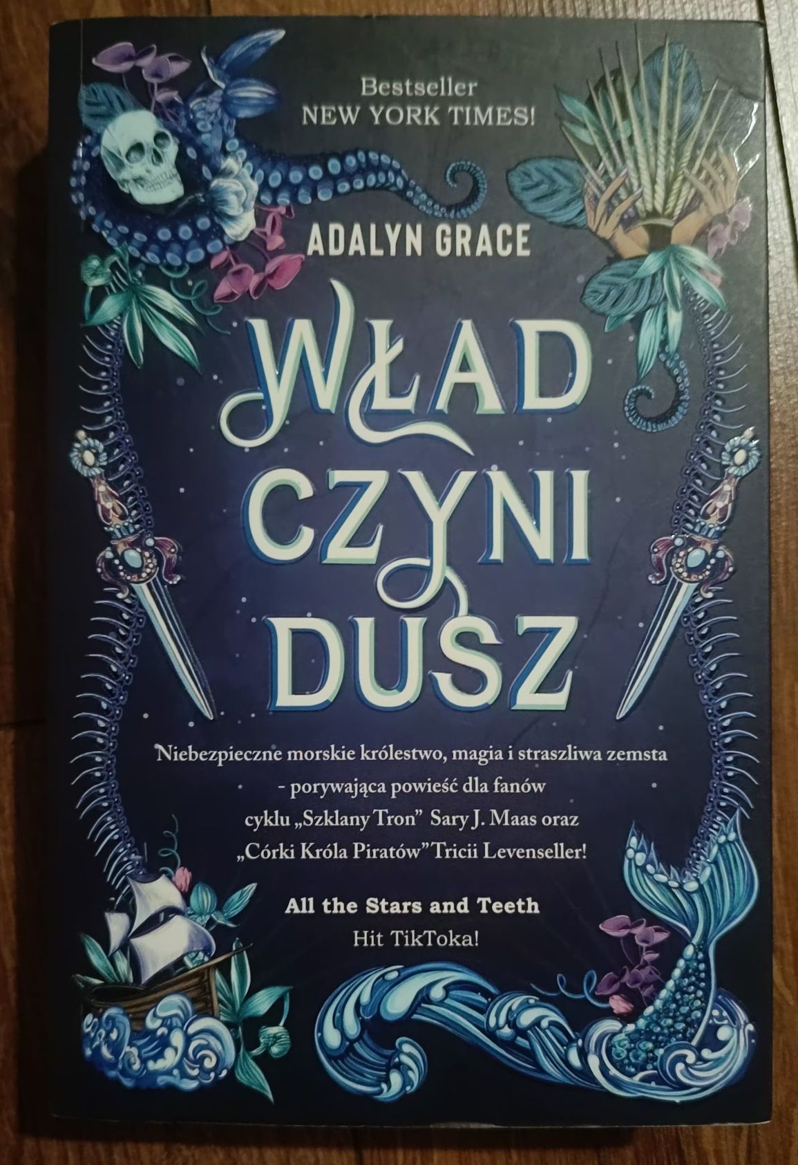 Książka Władczyni dusz - Adalyn Grace