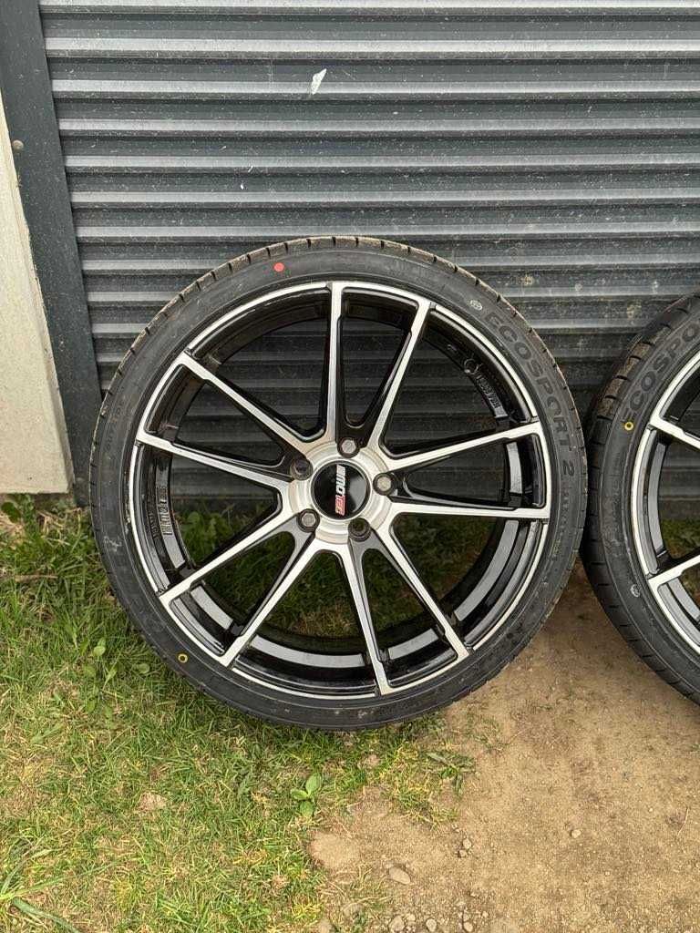 Felgi Motec 19 x 8.5 ET45 5x112 z oponami letnimi