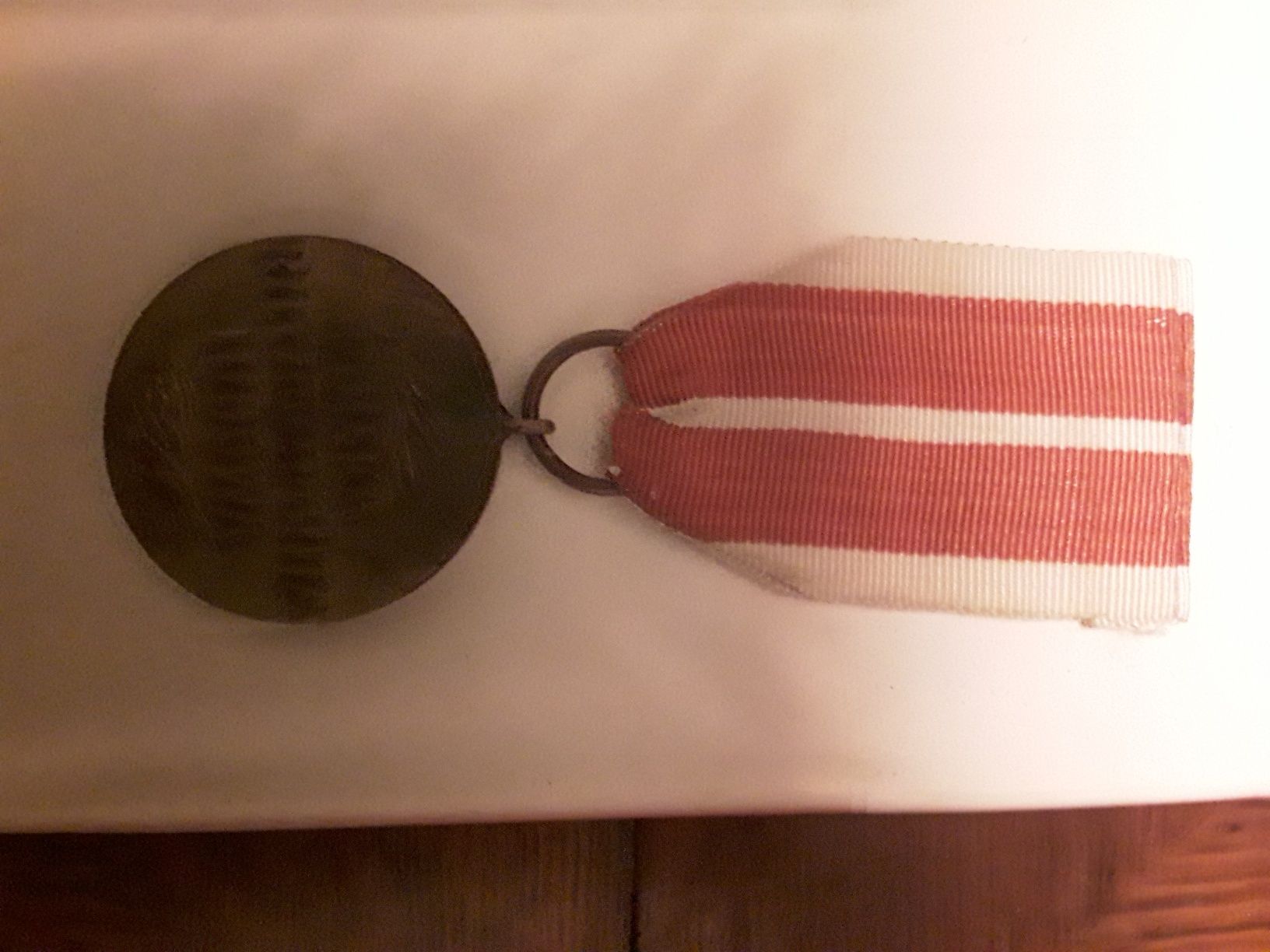 Medal kolekcjonerski  K E N  PRL