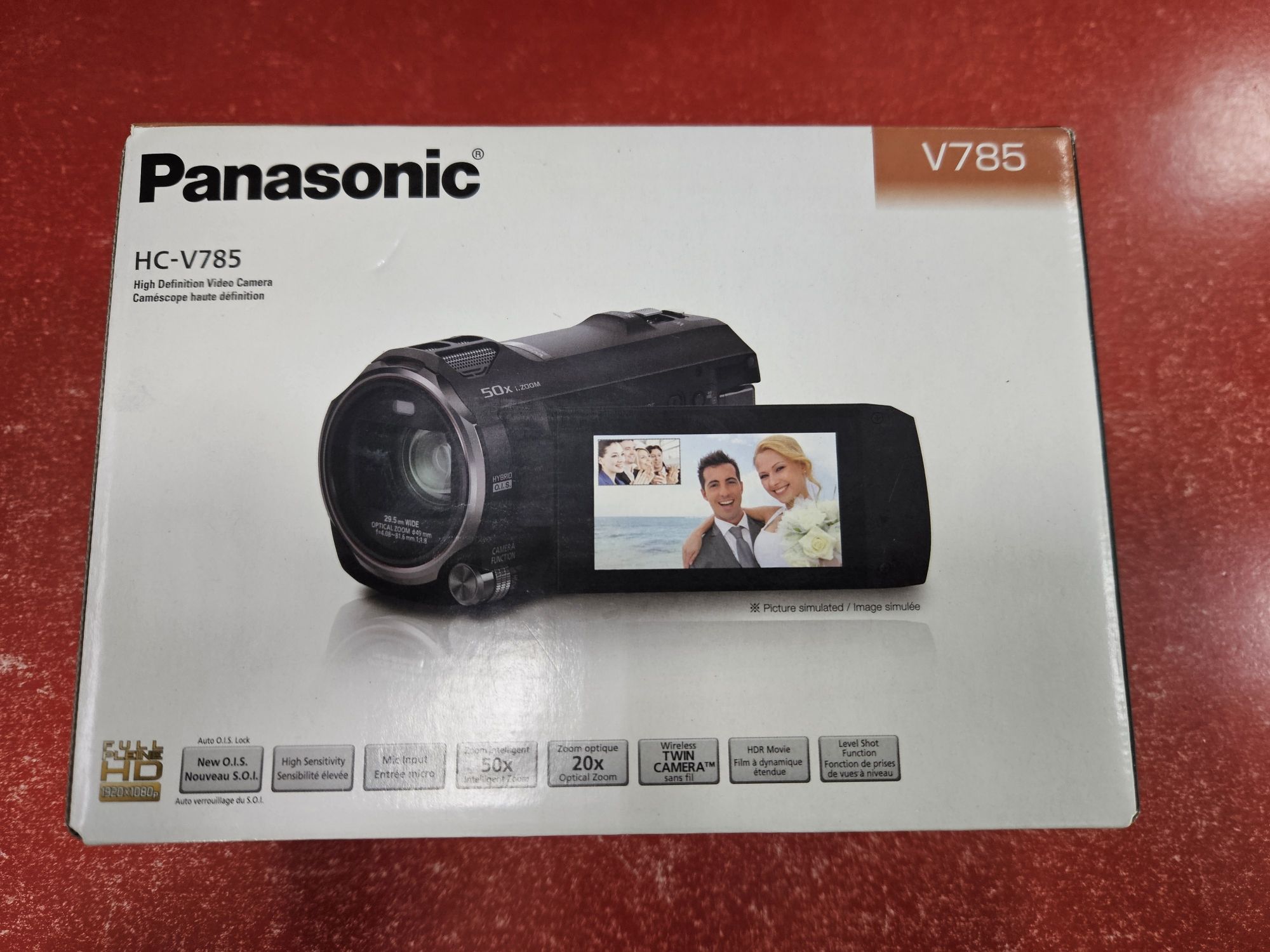 Відеокамера Panasonic HC-V785