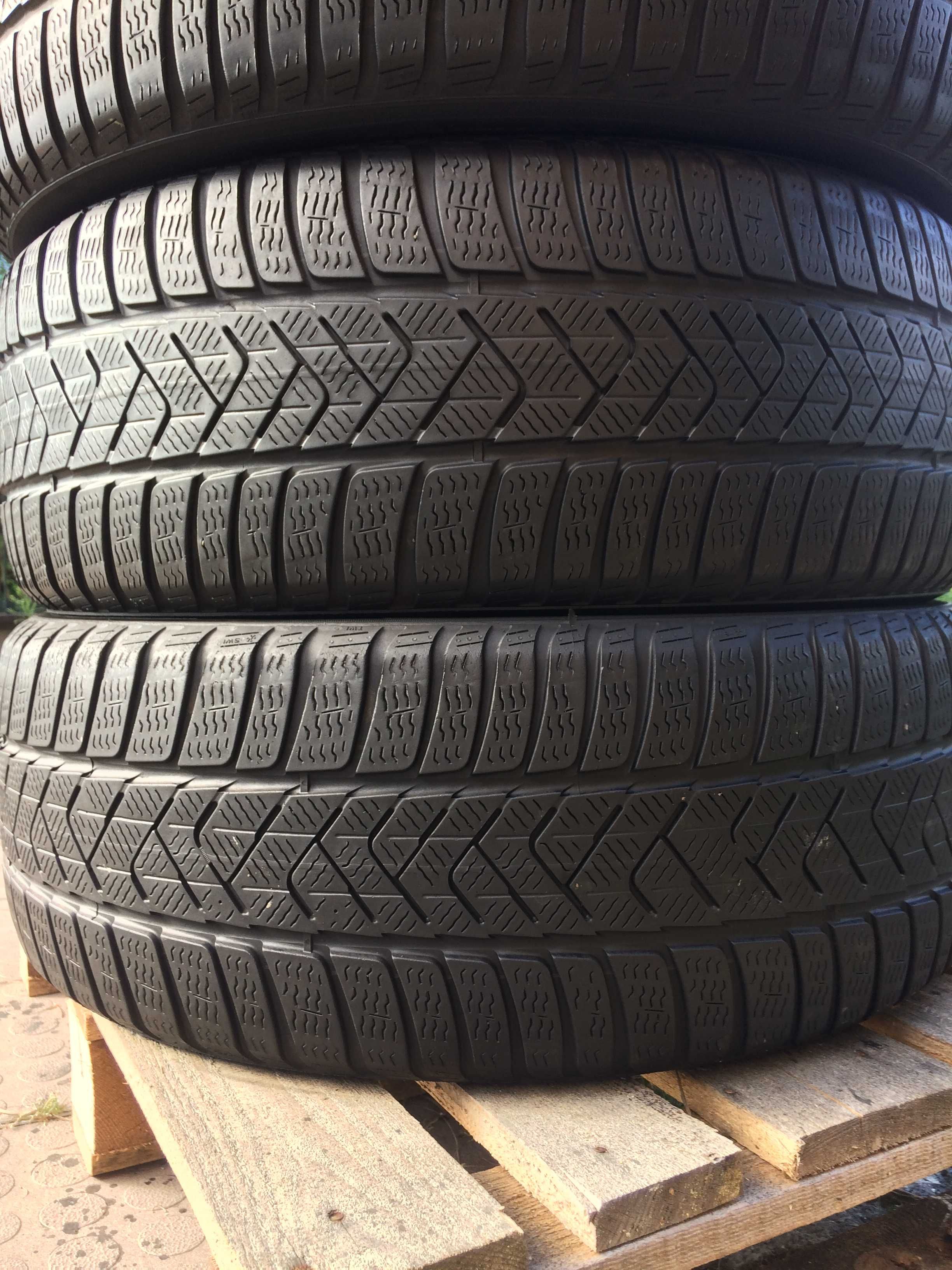 Pirelli Sottozero 3 225/60r17 99h A0 4x komplet