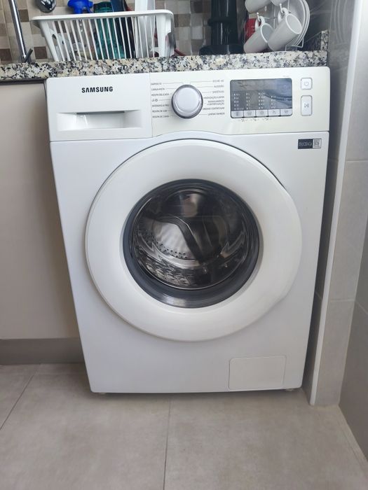 Maquina roupa 9kg NOVA SAMSUNG- IMIGRAÇÃO-Só para desocupar