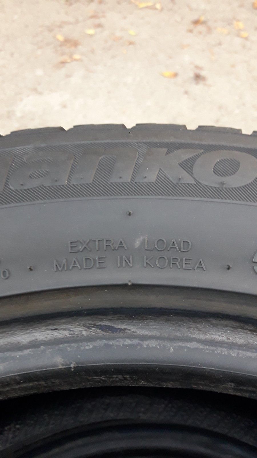 Hankook 215/55 R16 зимові шини