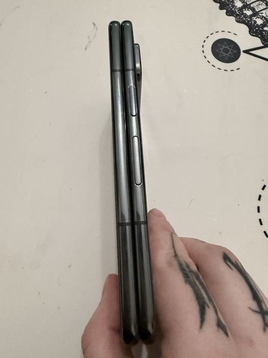 Google Pixel Fold 256GB stan bardzo dobry, sprzęt klasy premium