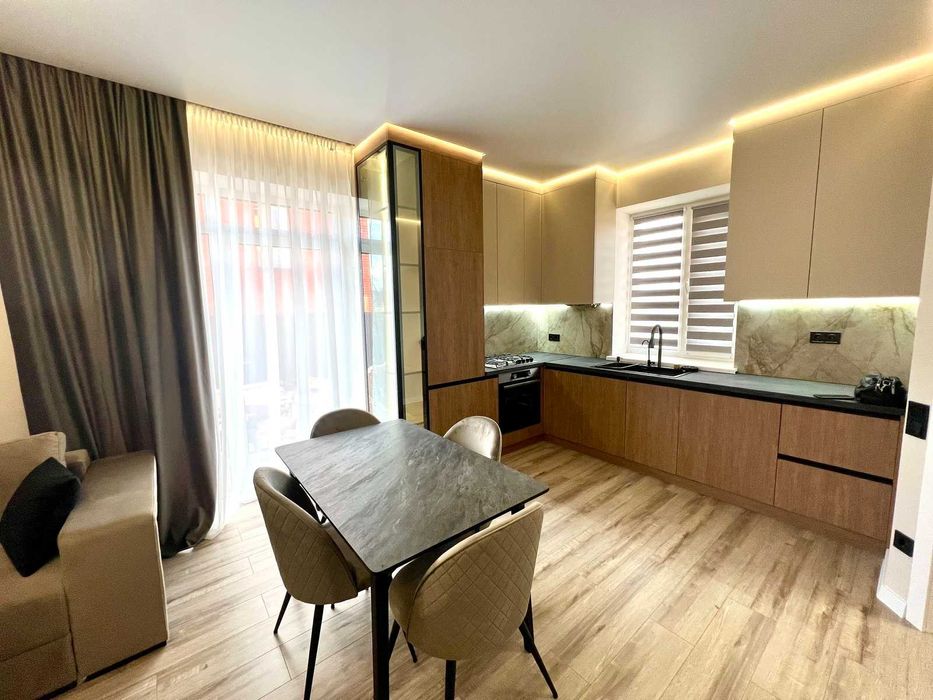 Продається дуплекс в Агрономічному