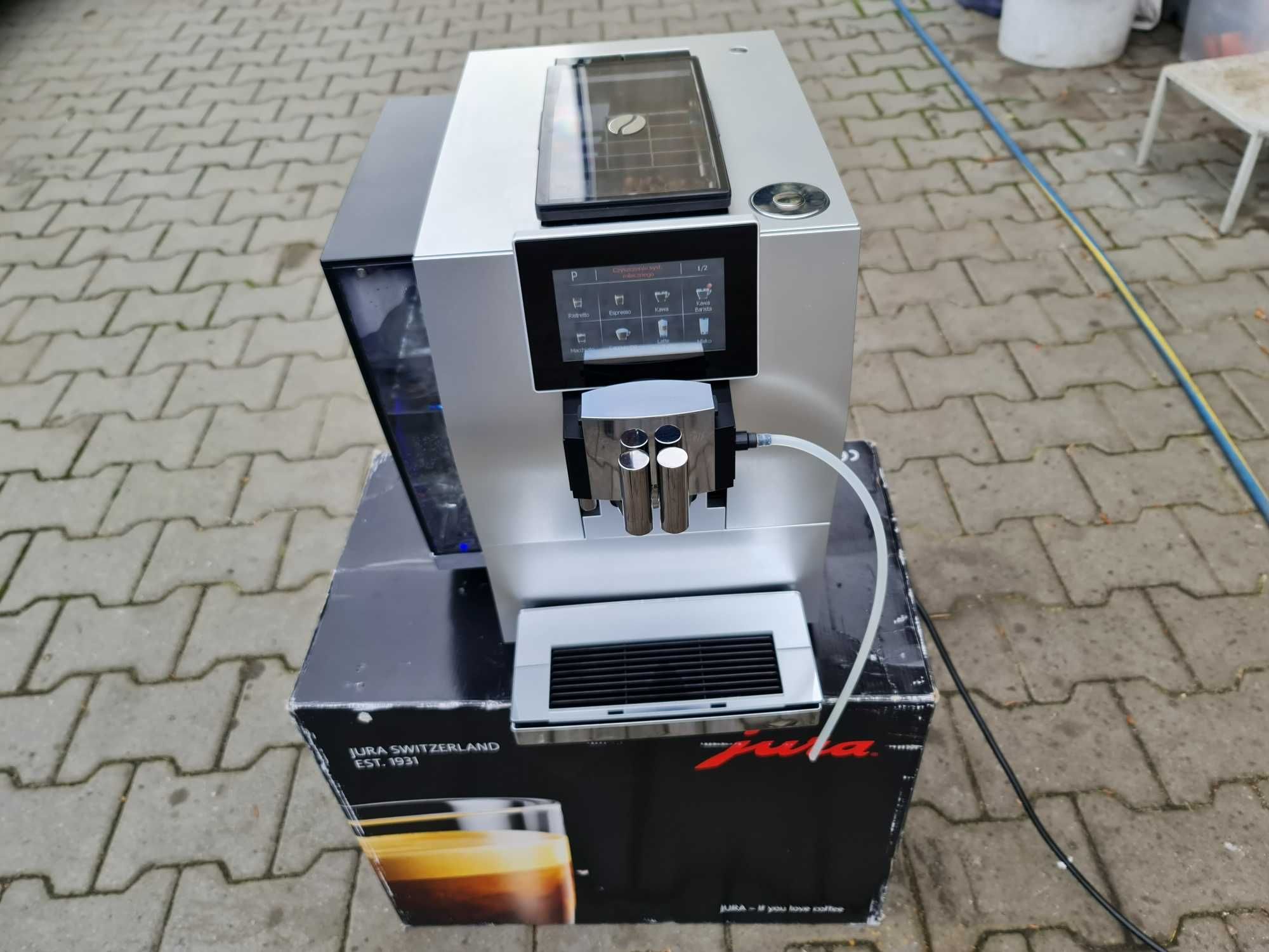 Ekspres Jura Z8 3702 kaw