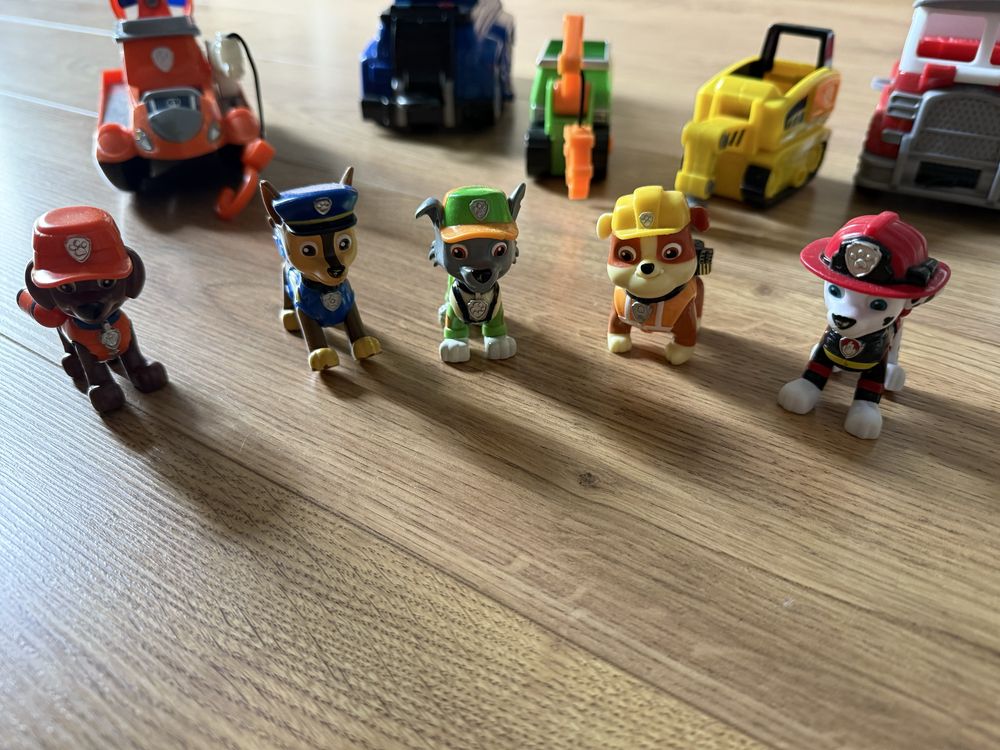Zestaw pojazdow Psi Patrol figurek