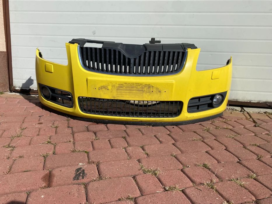 ZDERZAK PRZEDNI KOMPLETNY SKODA FABIA II 2