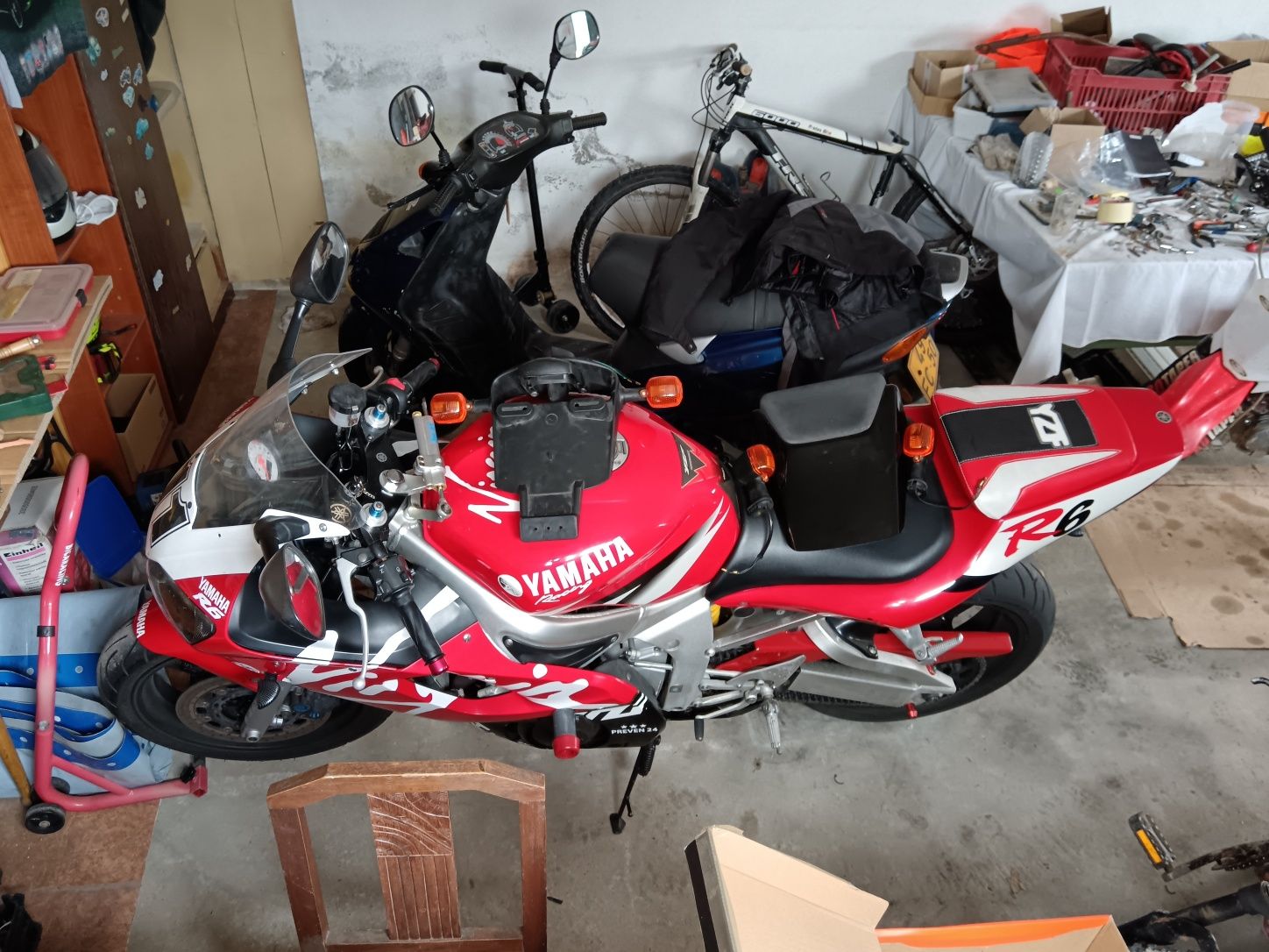 Vendo Yamaha R6 2000