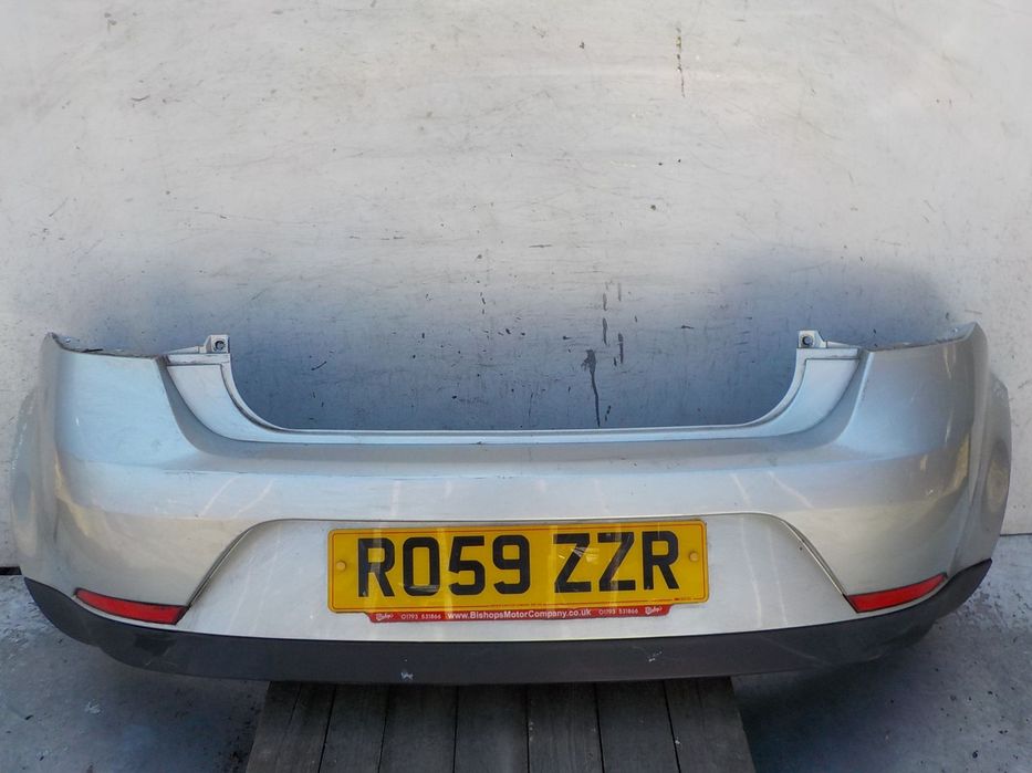 975 SEAT IBIZA IV 6J 3D ZDERZAK TYŁ TYLNY