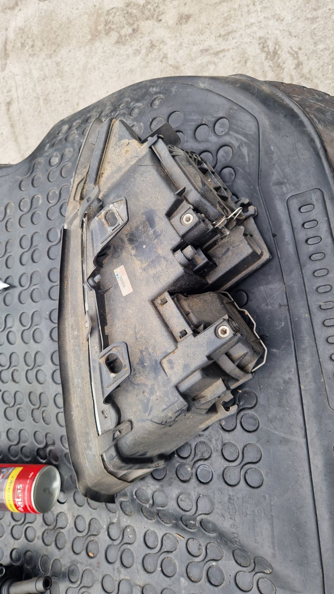 Lampa prawy przod a4 b6