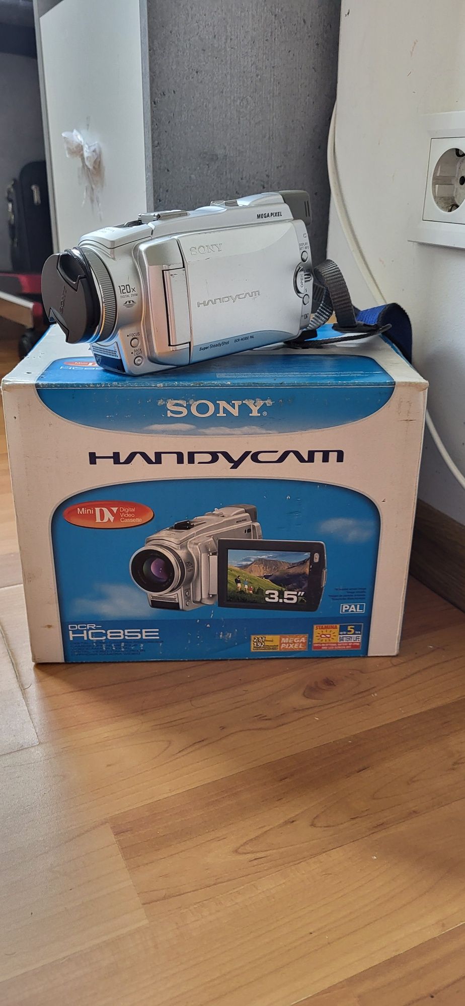 Камера Sony Handycam