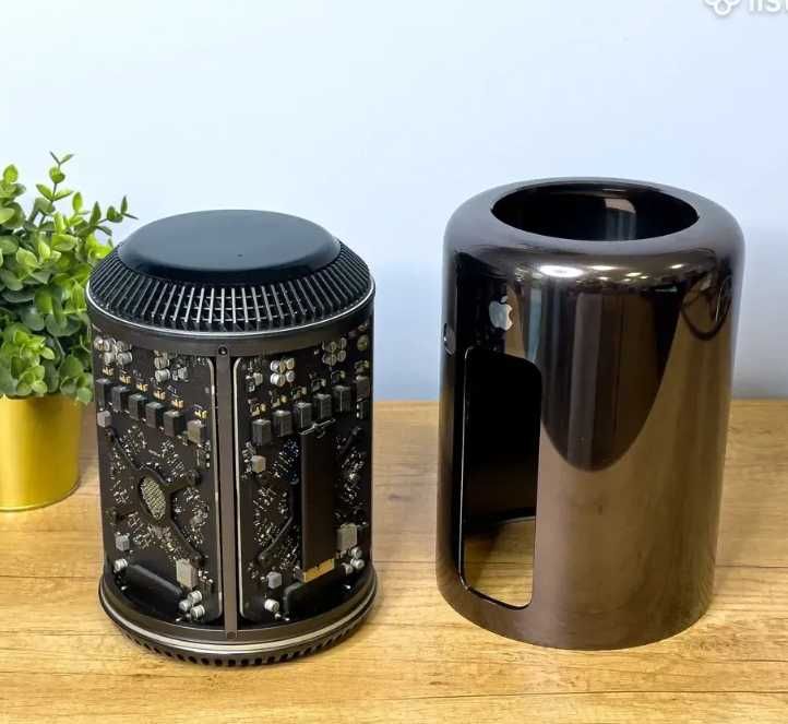 Apple Mac Pro 6.1 (MAX конфігурація) 12 ядер /64 ГБ/ SSD 1 ТБ/D700