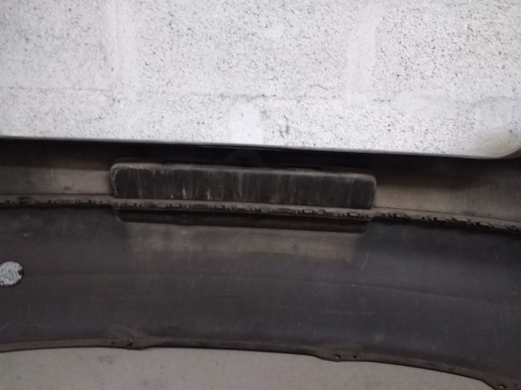 Vendo Para-choque de tras VW golf 5(1K1) ano 2003 /05