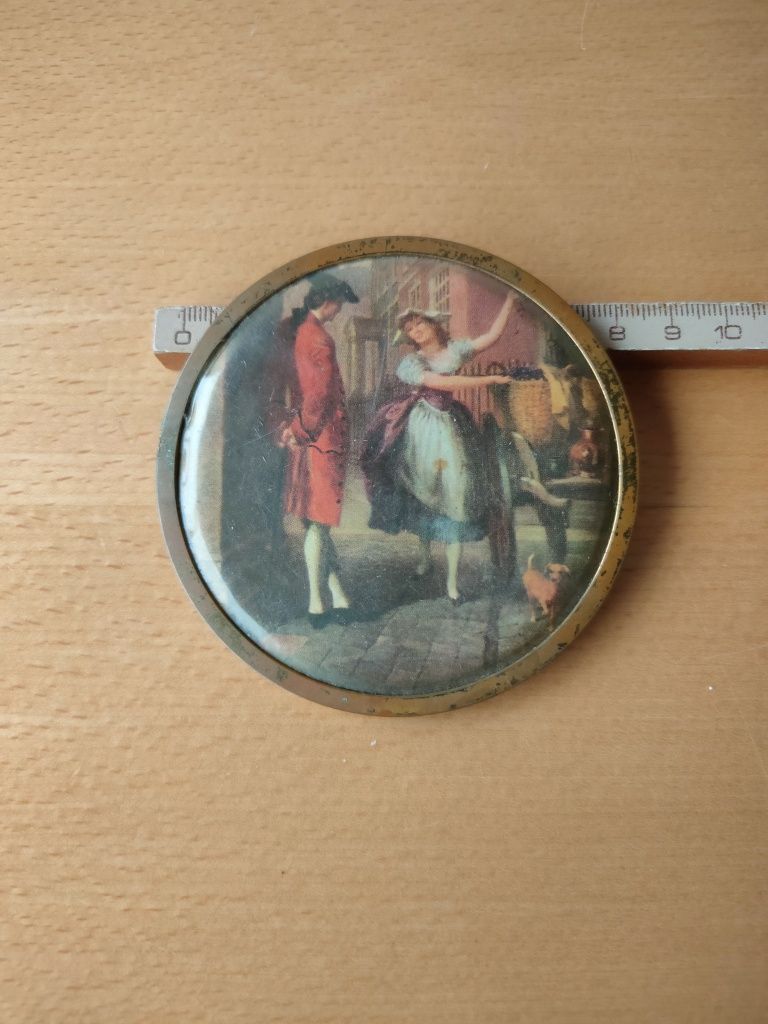 Conjunto de espelhos de bolso.