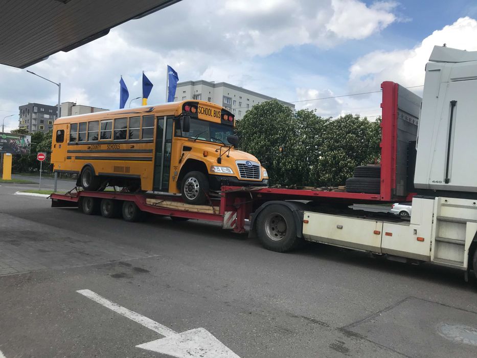 Евакуатор Эвакуатор  5т   Луцьк лавета перевезення комбайнів трал
