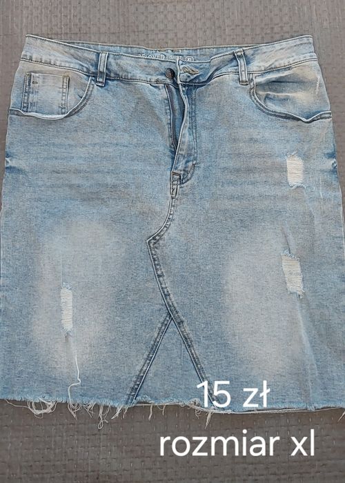 Rzeczy damskie w dobrym stanie