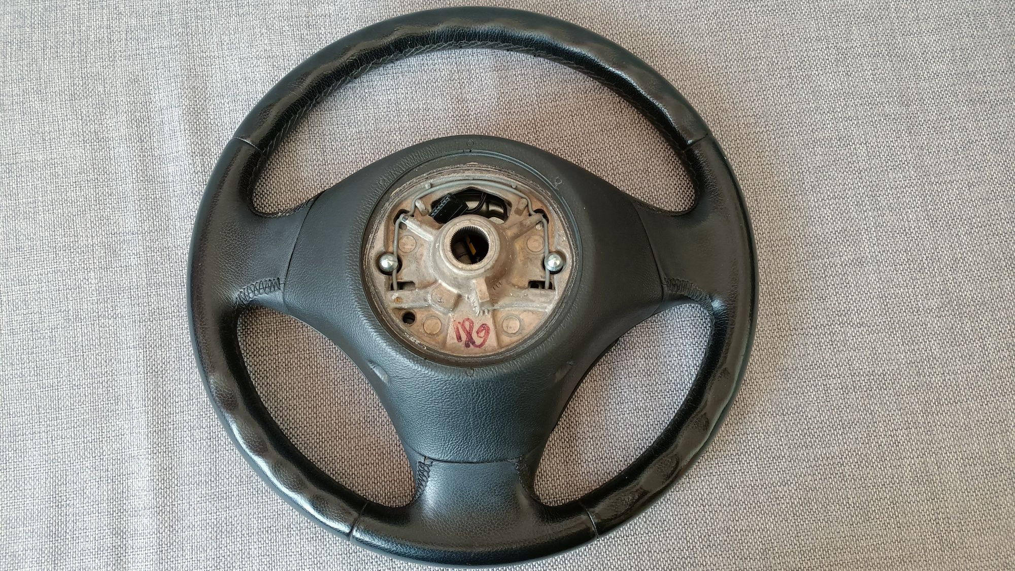 Kierownica multifunkcyjna e90 e91 e87