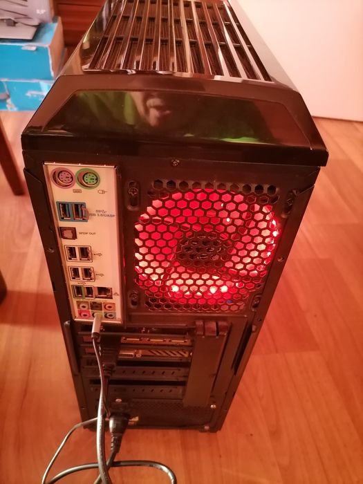 Zestaw gamingowy WIN 10 AMD FX 6350 AMD RX 570 16GB 6 Rdz 5tb 128GB