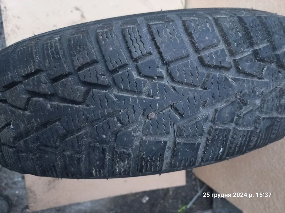 Продам одне колесо