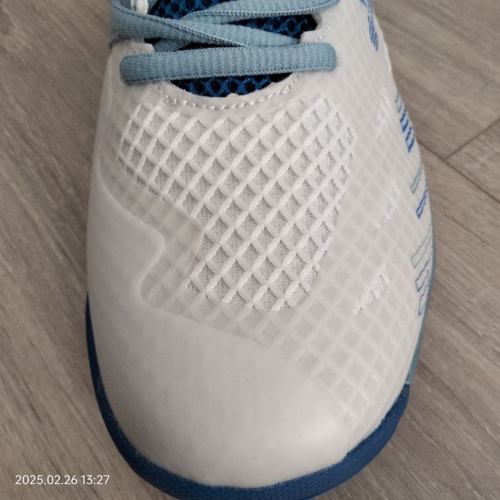 Кросівки чоловічі