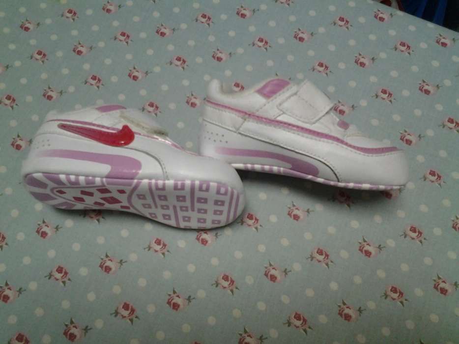 Ténis da NIKE NOVOS