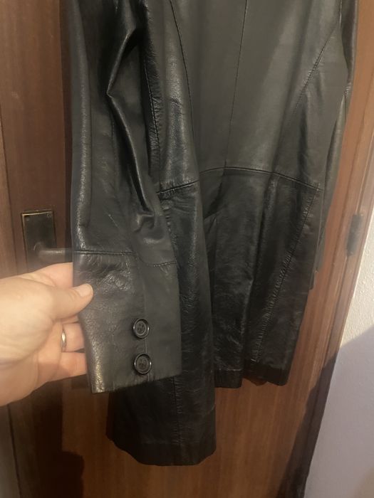 Casaco comprido em pele