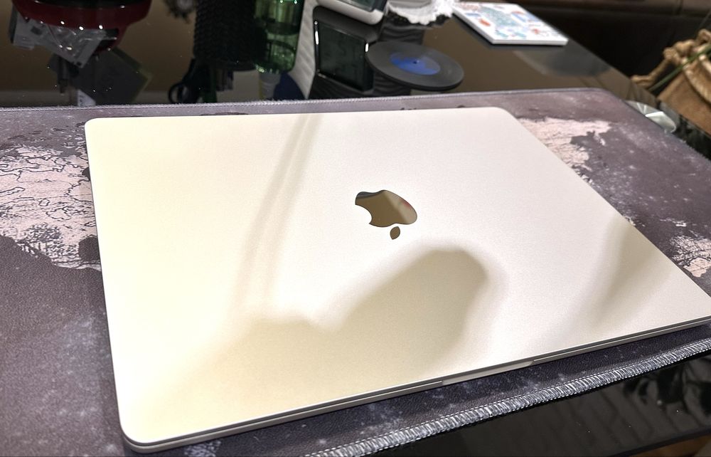 MacBook Air 15’’, 2023 M2, 8/256 Гб стан 9/10, повний комлект