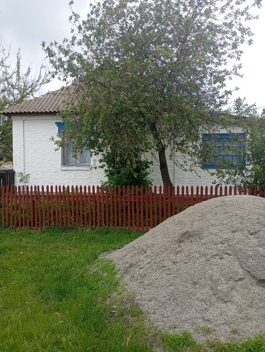 Продам будинок в м,Буринь