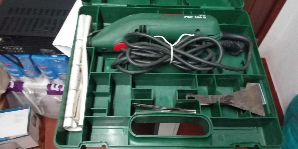 Lixadora elétrica Bosch GVS350AE
350W