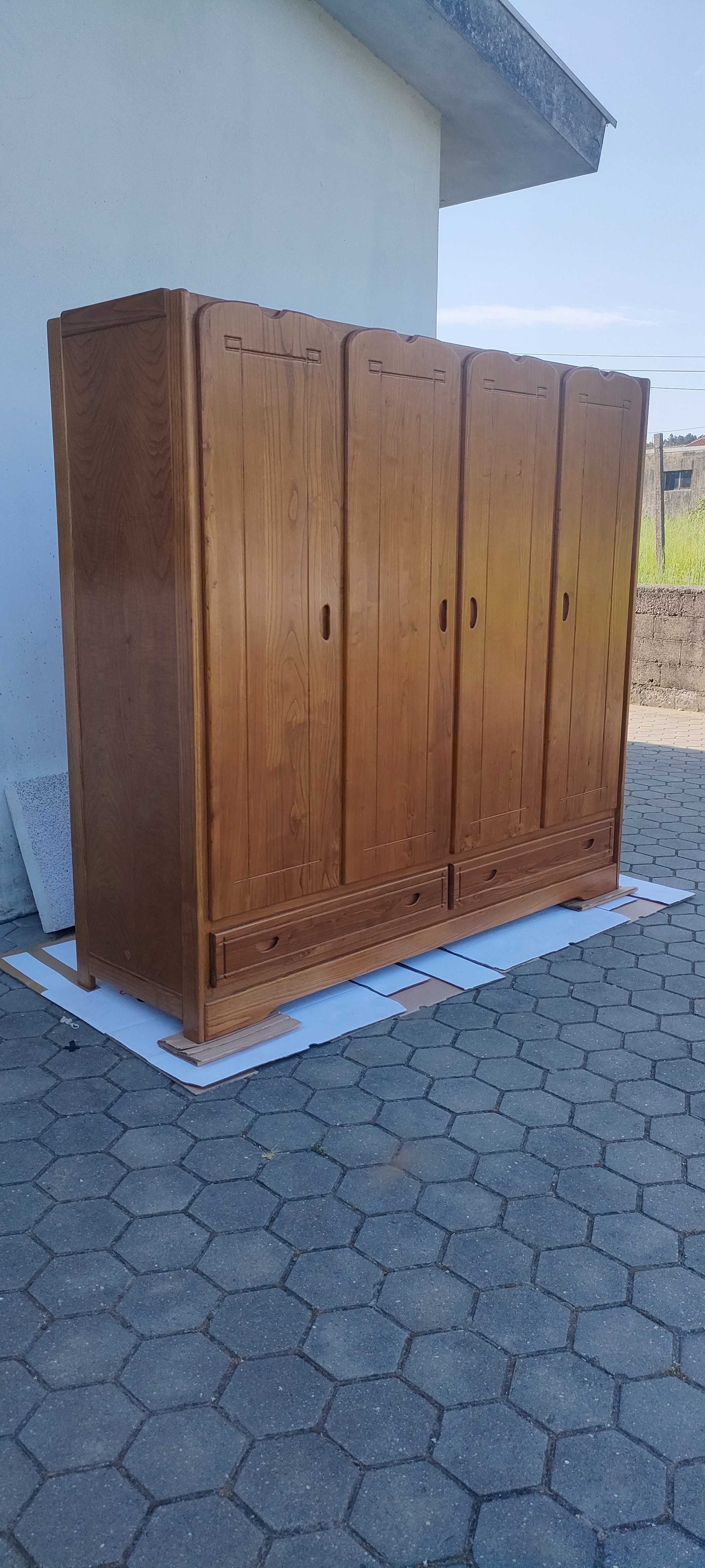 Quarto de casal completo em madeira de cerejeira em muito bom estado
