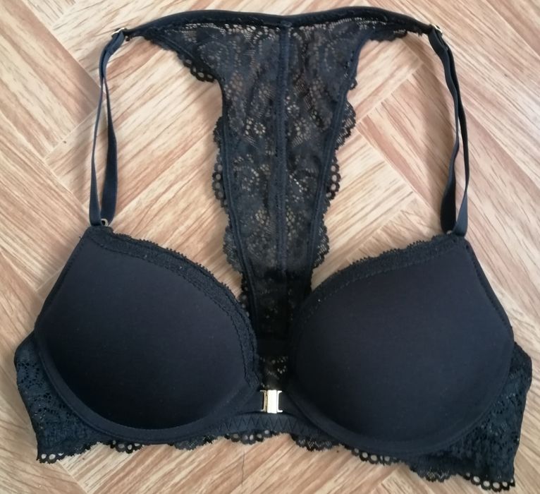 Бюстгальтер. Жіноча білизна. Стан нових. Розпродаж.