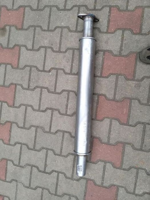 Tłumik środkowy  Ford Focus/Focus C-Max 2.0 TDCi TD ; Volvo S40/V50 2.0 TDI