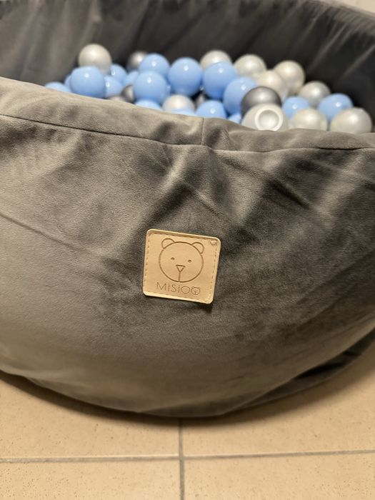 Suchy basen z kulkami Misioo