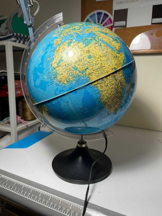 Globo Terrestre Giratório Antigo