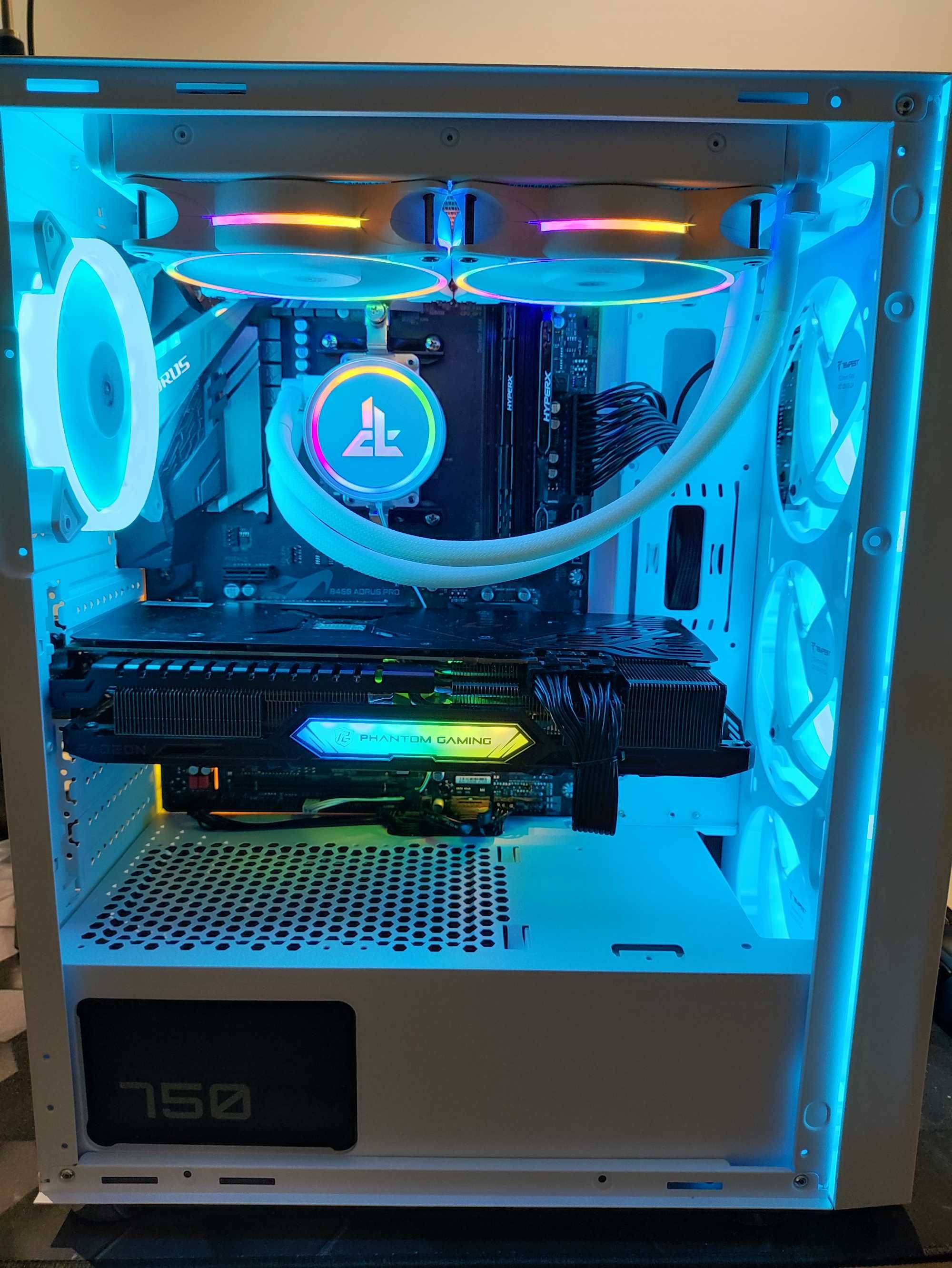 PC Gaming | RX 6750XT | Ryzen 7 5800x | Watercooler | 32GB | 1TB | RGB