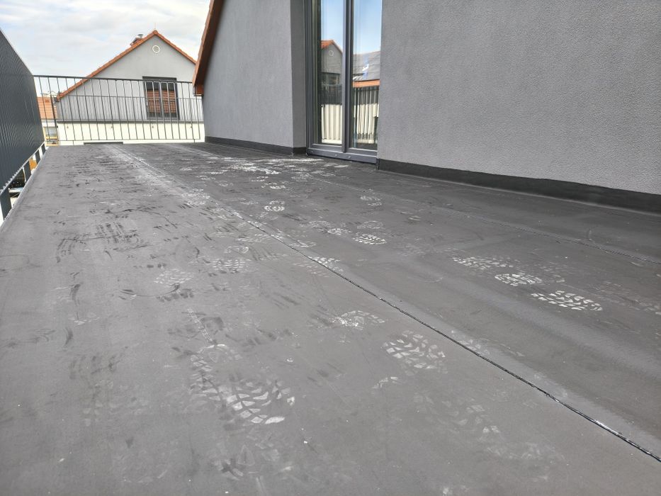 Hydroizolacje balkonów tarasów