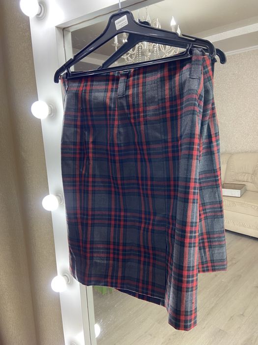 Жіноча спідниця клітку