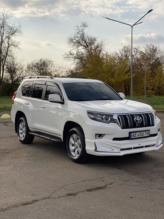 Шикарный автомобиль на вашу свадьбу,выписку из роддома авто, аренда