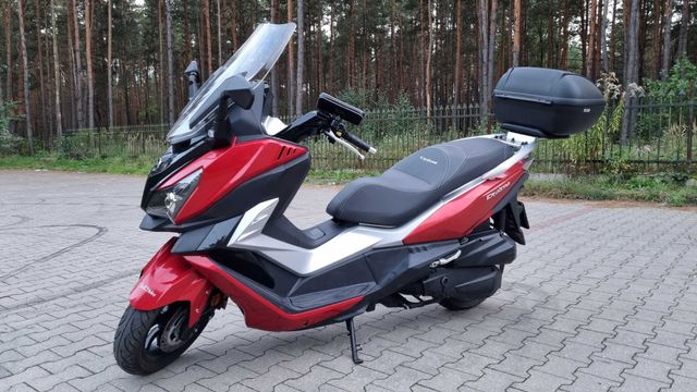 SYM Cruisym 125 ABS 2018r. PRYWATNIE mały przebieg-jak nowy!!! KUFER