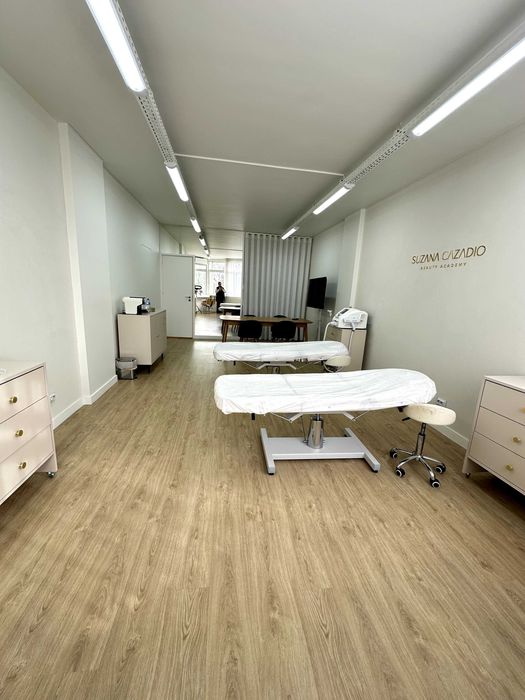 Trespasse de sala de Estética e formação - como nova