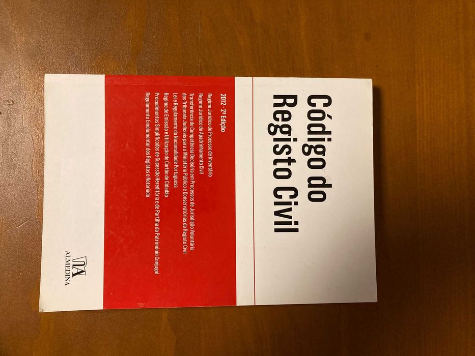 Livros e Manuais de Direito (Como Novos)