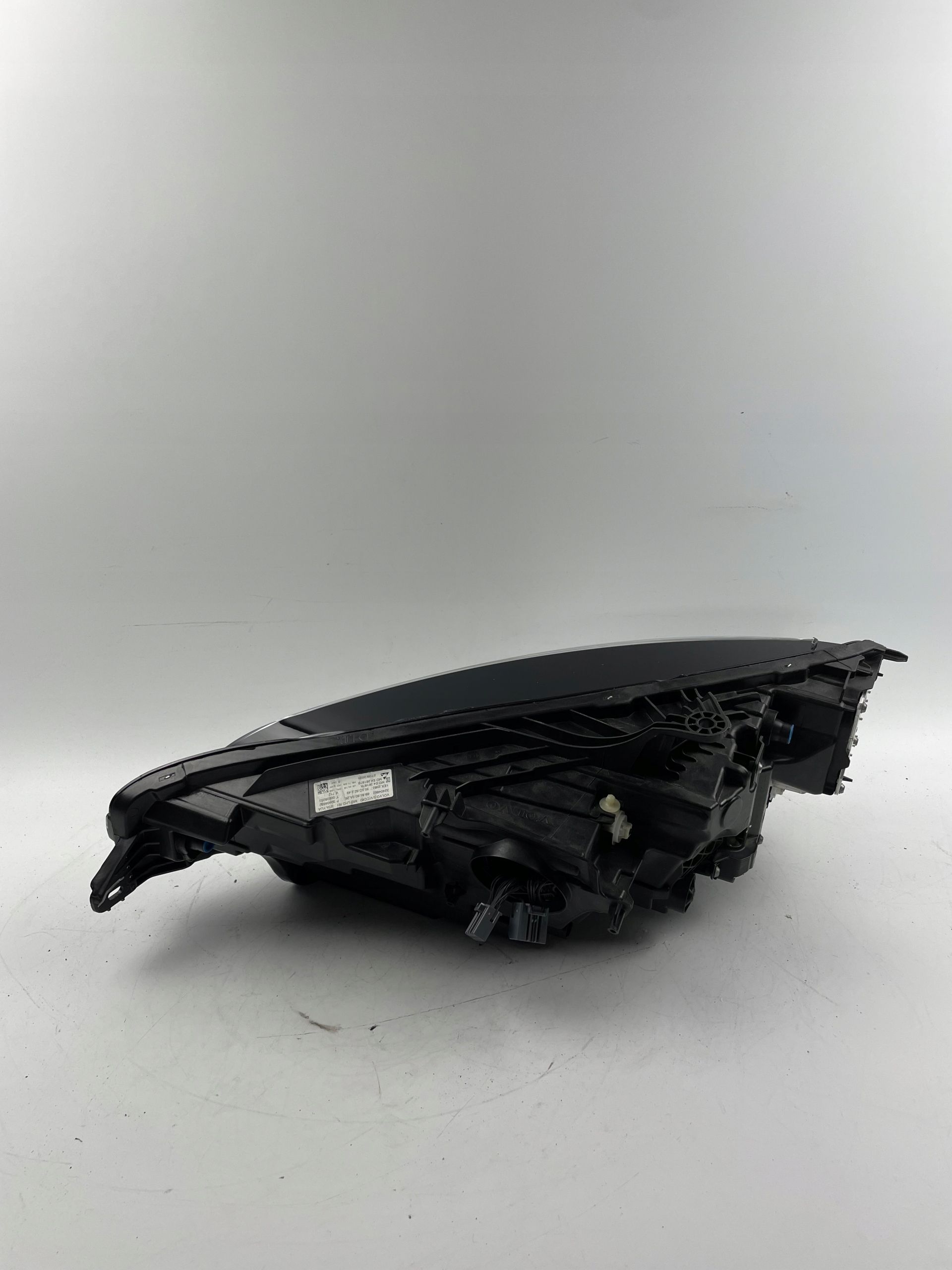 Lampa przednia prawa  VOLVO S60 V60 Full led 18r-
