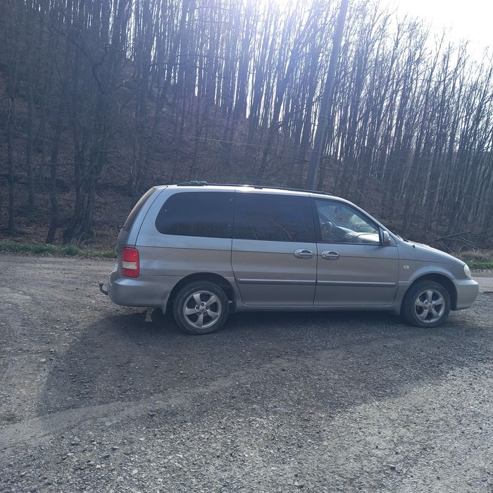 Продам авто мінівен КІА Карівал