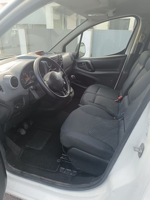 PEUGEOT PARTNER 1.6 hdi 3lugares (mt estimada ESTIMADA)