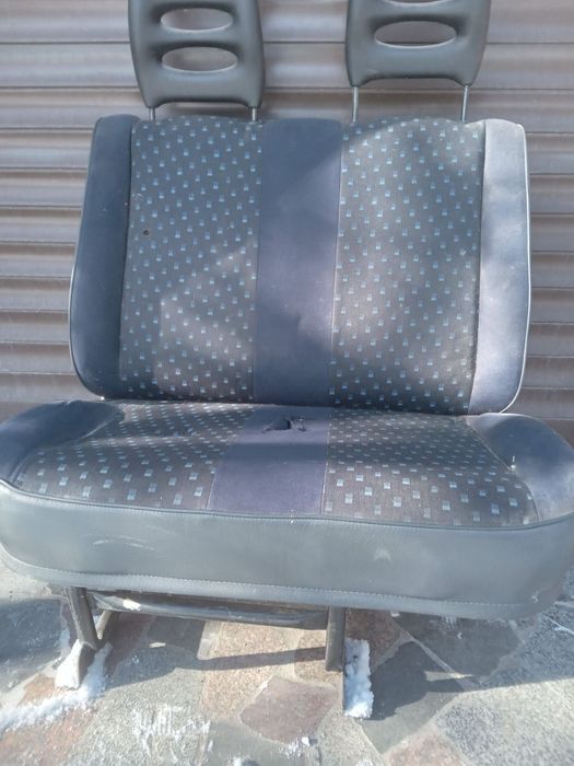 Сидіння , двойки , одинарні.