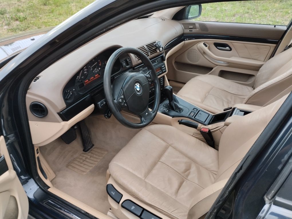 BMW E39 b/G 2.8  automat w bdb stanie