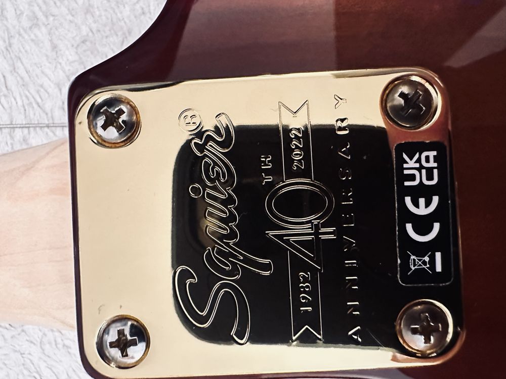 Squier Stratocaster 40th Anniversary Gold Edition + Suhr!!!