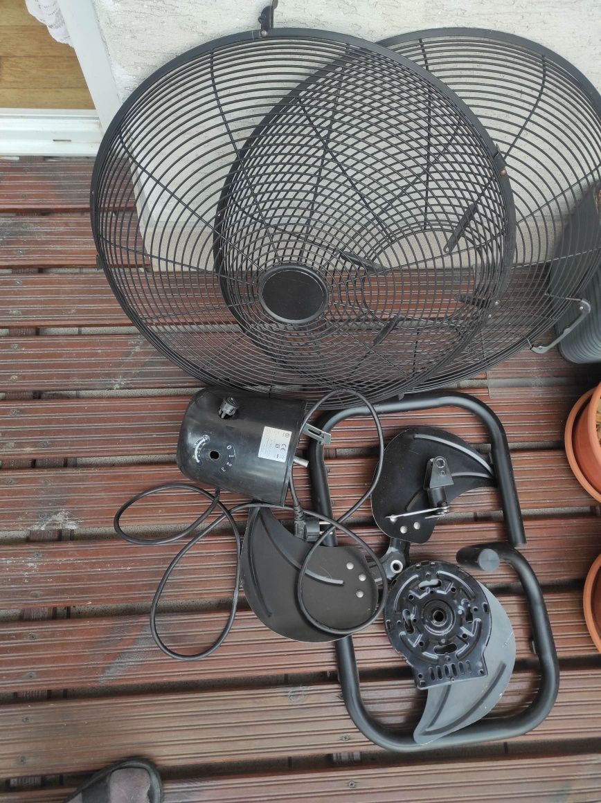 Wentylator pokojowy FE45JC na części.
